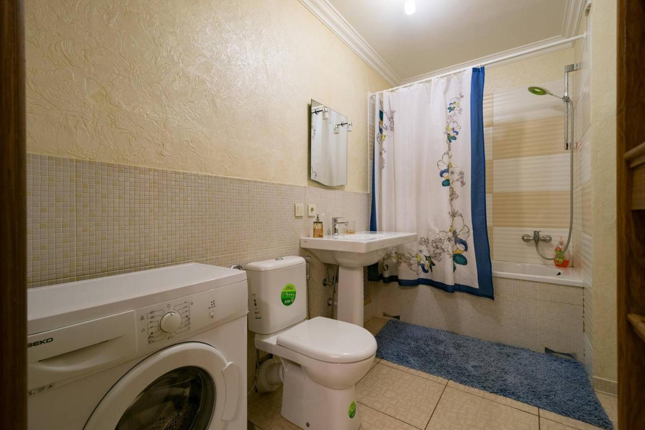 Nadezhda Apartment on Dostyk street 89 Alma-Ata Buitenkant foto