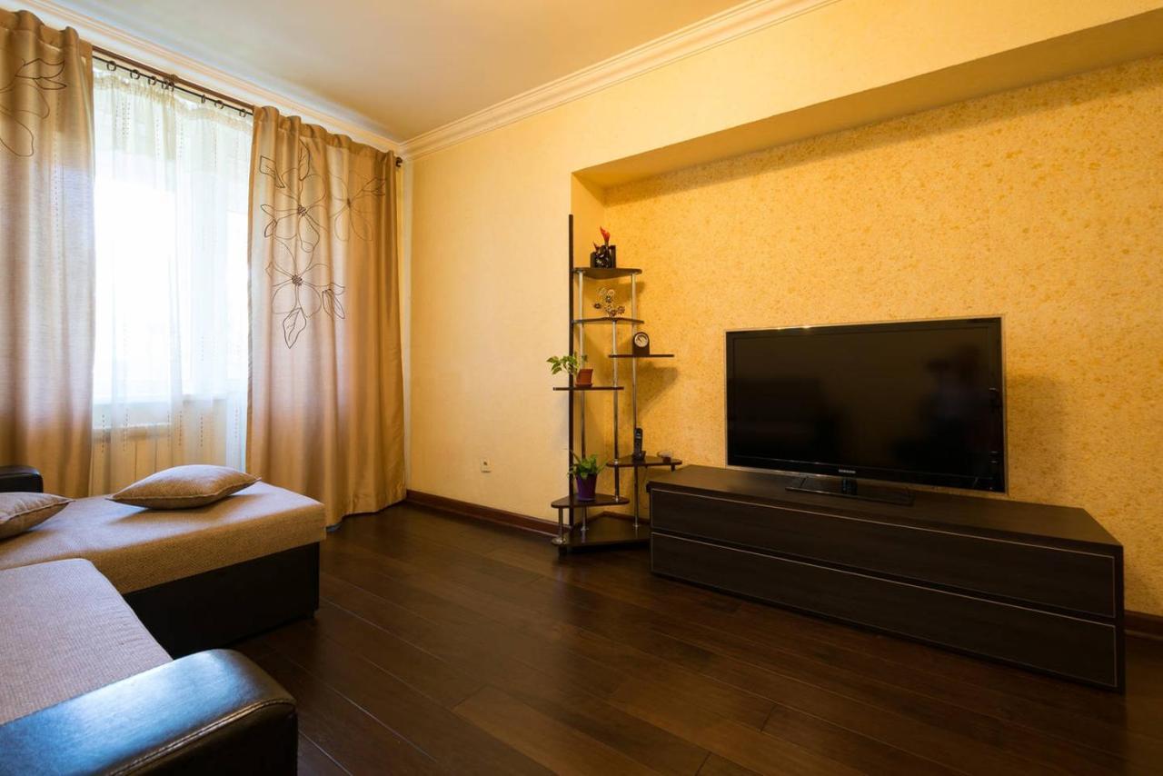 Nadezhda Apartment on Dostyk street 89 Alma-Ata Buitenkant foto